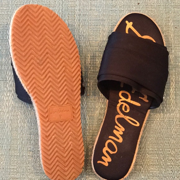 Sam Edelman slides - Picture 2 of 2